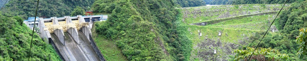 el-alto-presa-y-compuertas